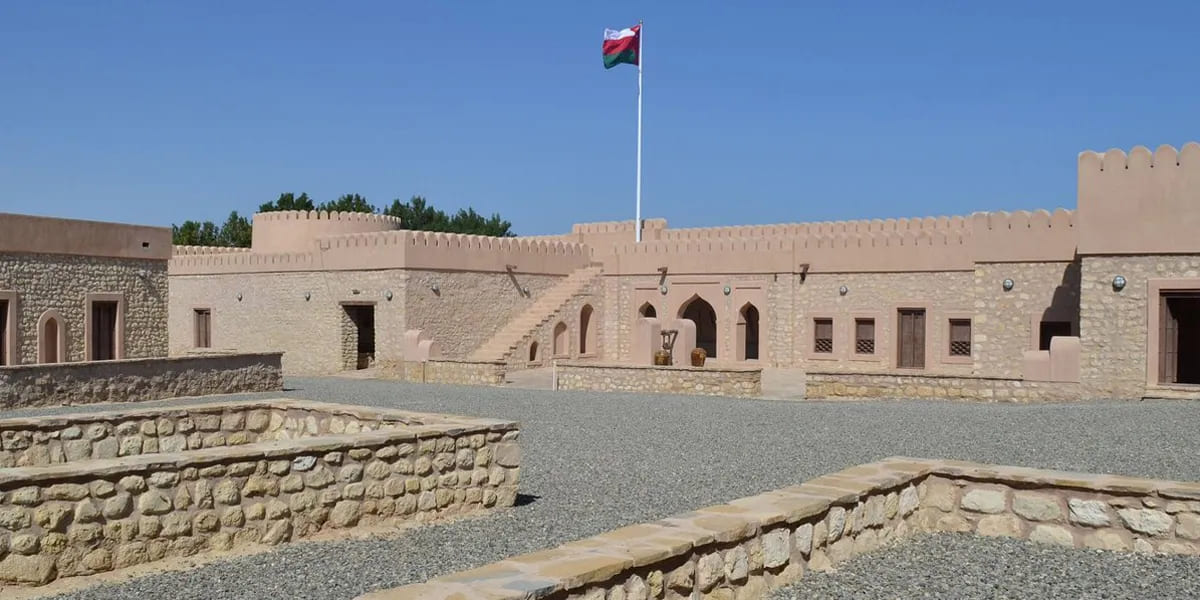 bilad sur castle historical place in oman