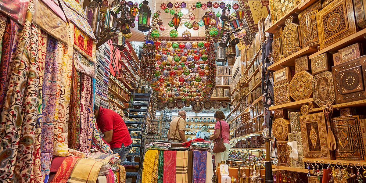 muttrah souq shopping place in oman from instaomanvisa