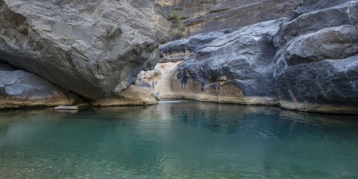 wadi damm in oman